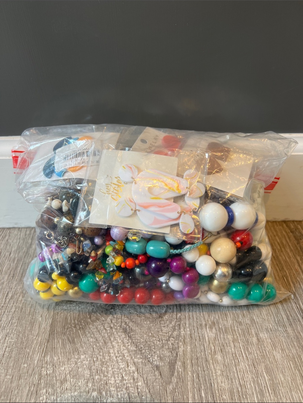 Mystery Vintage New Mixed Wearable Costume Jewelry Necklace Earring Bag Lot